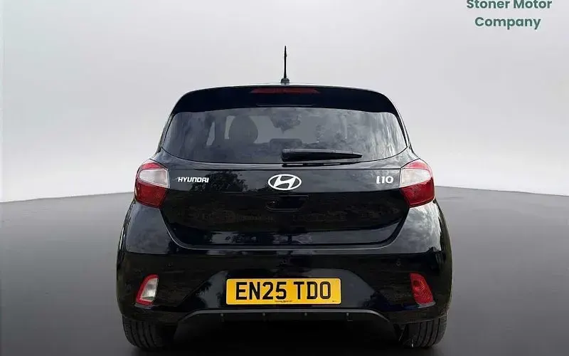 Used Hyundai i10 Premium 79 HP (58 kW) 2025 Black Hatchback