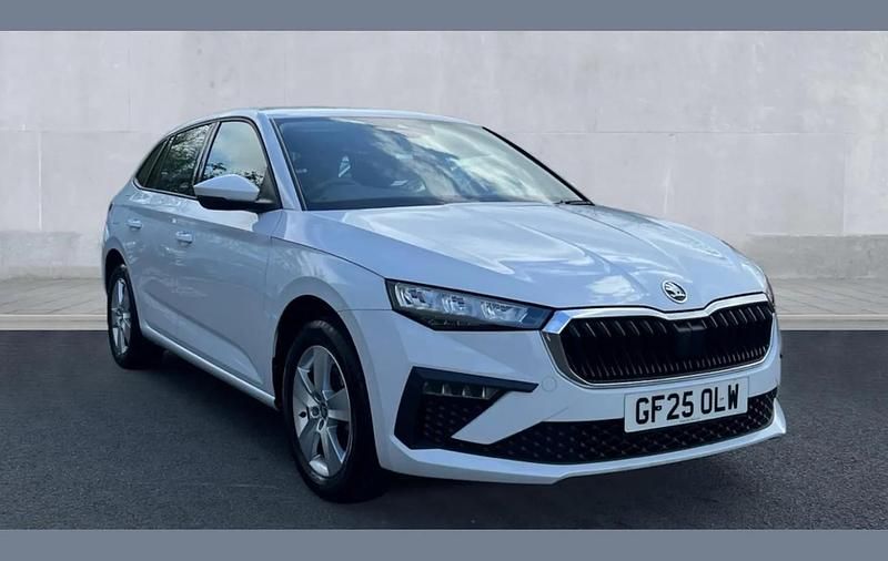 Used Skoda Scala SE 116 HP (85 kW) 2025 Moon white metallic Hatchback