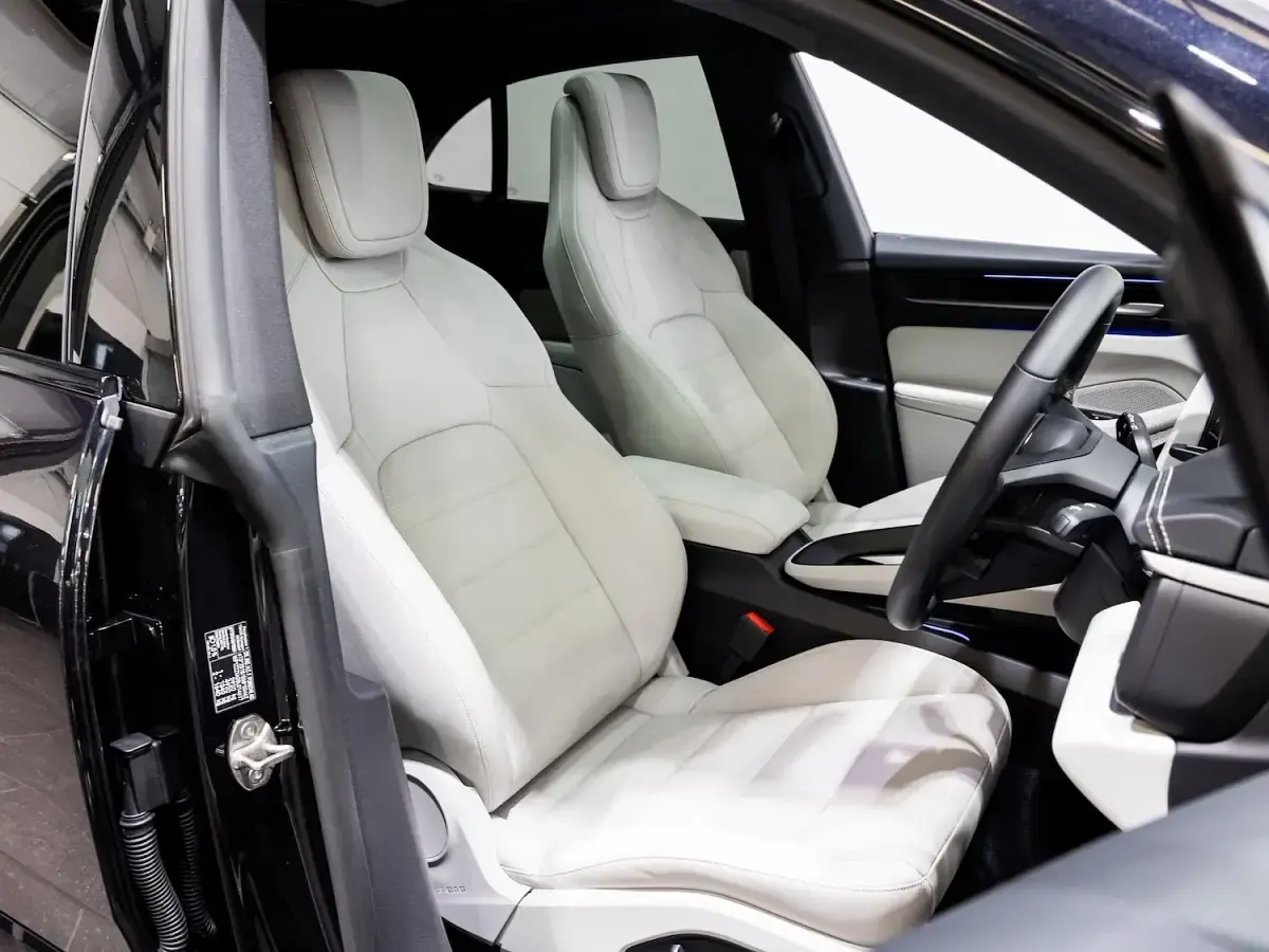 Used Porsche Macan 300 kW (408 HP) 2025 Black SUV