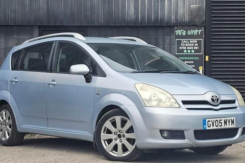 Used Toyota Corolla Verso 116 HP (85 kW) 2005 Blue MPV