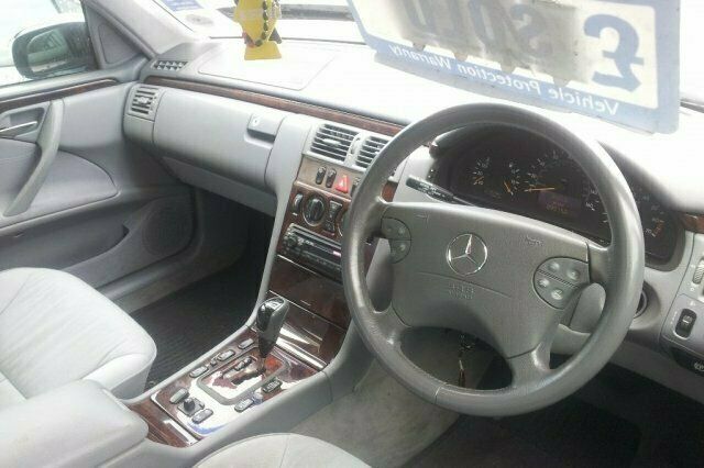 Used Mercedes E200 Classic 2001 Sedan