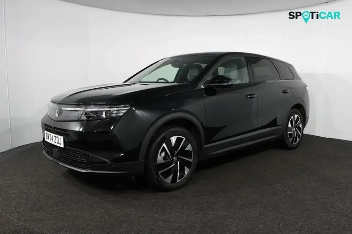 Used Vauxhall Grandland X Ultimate 134 HP (98 kW) 2025 Black SUV