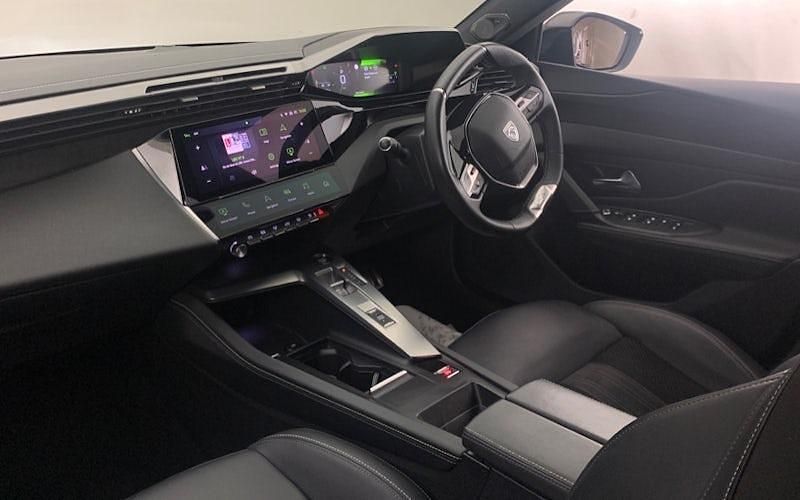 Used Peugeot 308 Premium 131 HP (96 kW) 2022 Hatchback