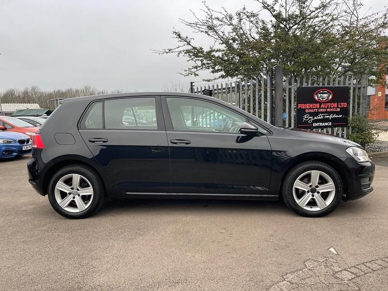Used VW Golf VII Match 105 HP (77 kW) 2014 Black Hatchback