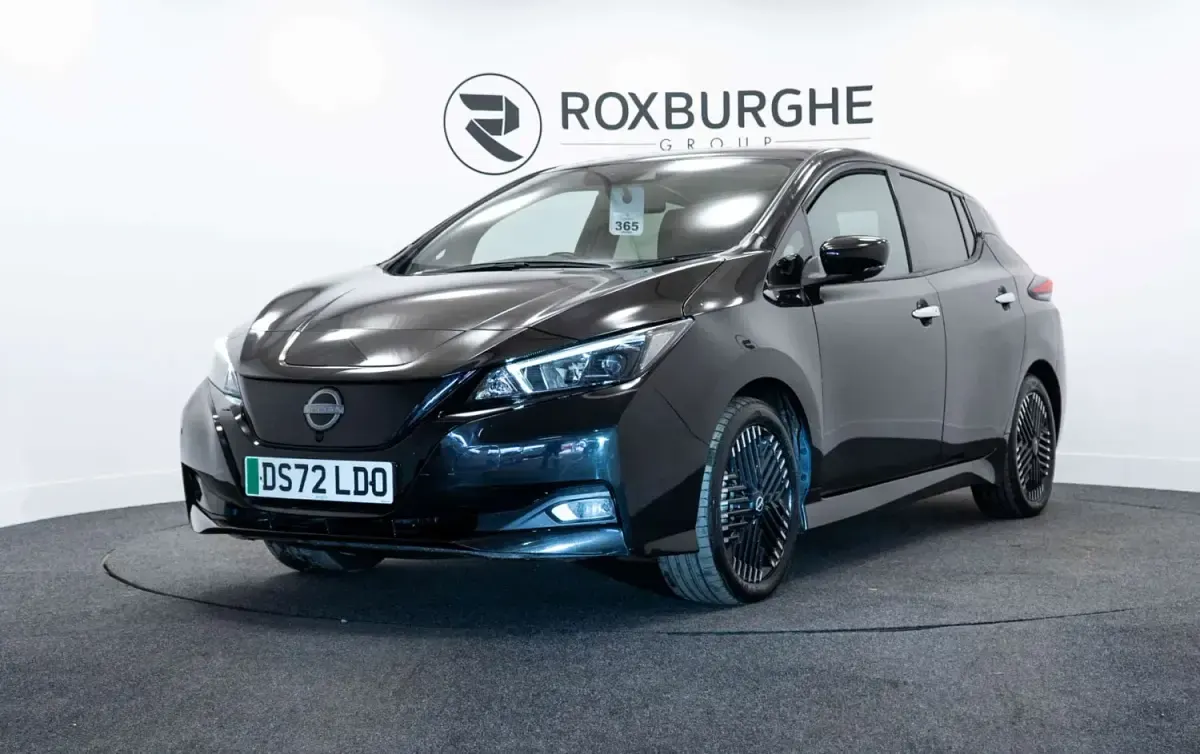Używany Nissan Leaf N-Connecta 110 kW (150 KM) 2022 Czarny Hatchback