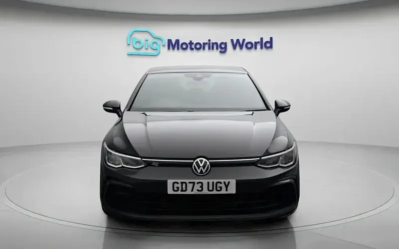 Used VW Golf VIII R-line 131 HP (96 kW) 2024 Grey Hatchback
