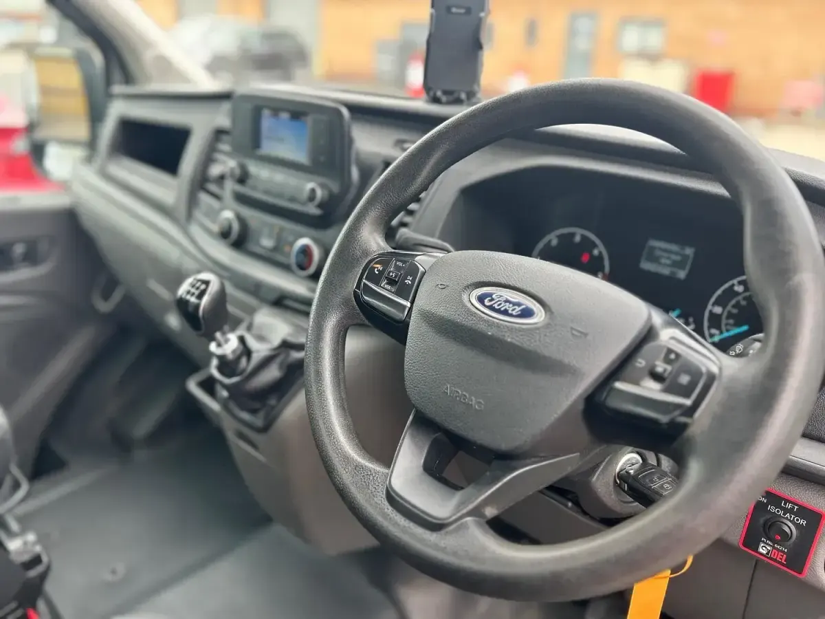 Used Ford Transit S 130 HP (95 kW) 2023 Silver/blue Van