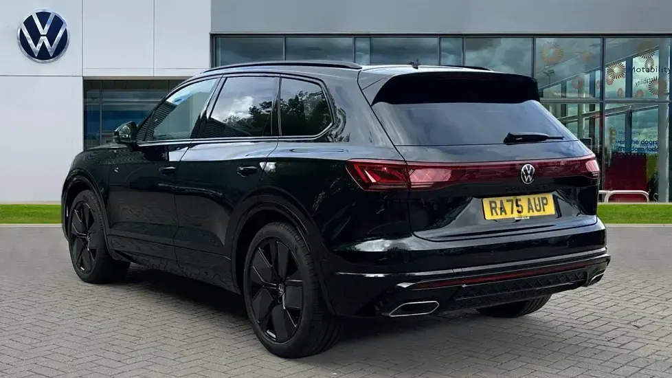 Used VW Touareg Edition 286 HP (210 kW) 2026 Grenadilla black metallic SUV