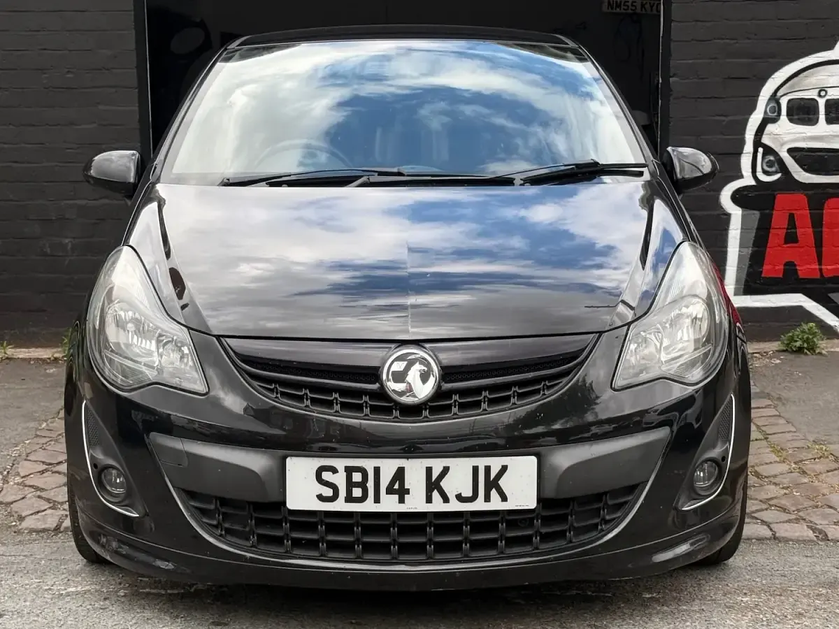 Used Vauxhall Corsa Edition 118 HP (86 kW) 2014 Black Hatchback