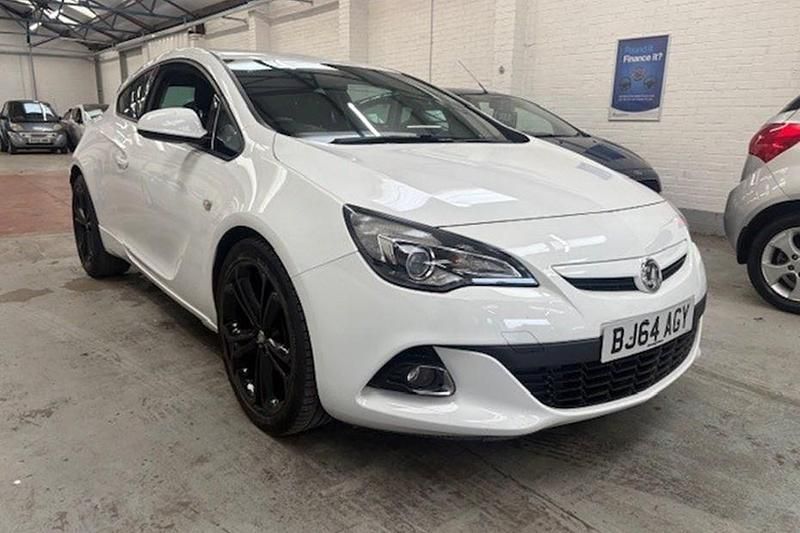 Used 2014 Vauxhall Astra GTC Edition Coupe | £4,790 (Fair price) - Image 1/1
