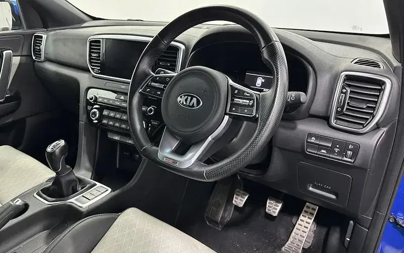 Used Kia Sportage GT-Line 177 HP (130 kW) 2021 Blue SUV