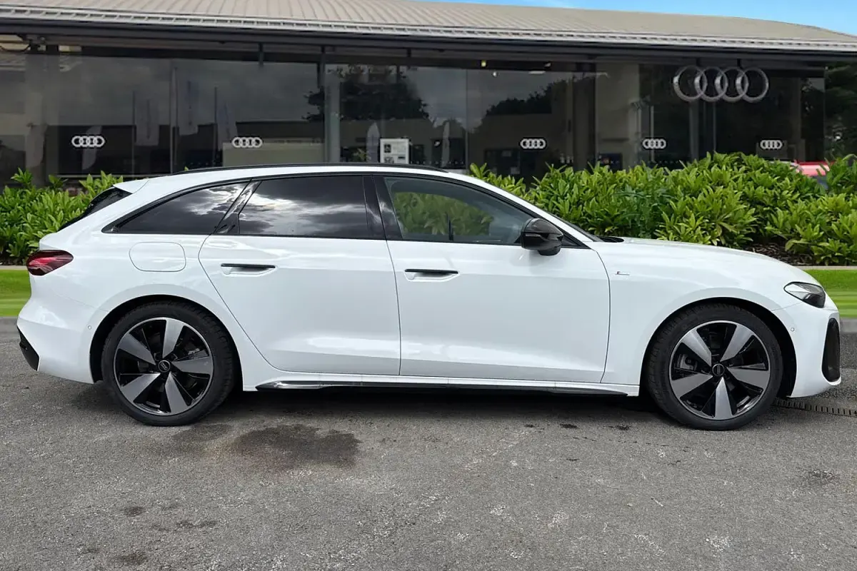 New Audi A5 Black Edition 204 HP (150 kW) 2026 White Estate