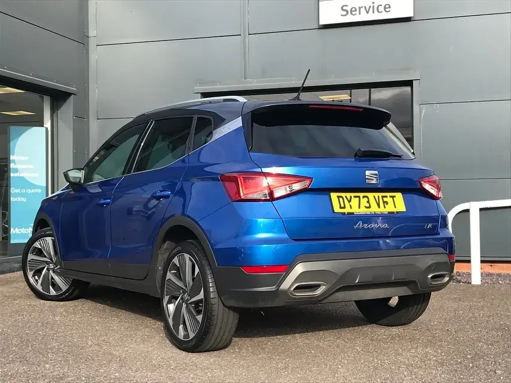Used Seat Arona FR Sport 110 HP (80 kW) 2024 Blue SUV
