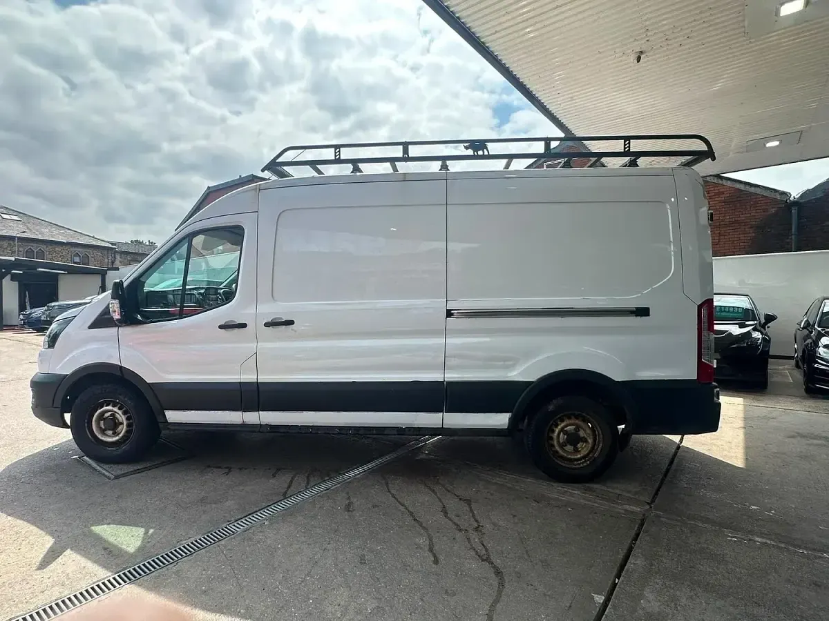 Used Ford Transit S 130 HP (95 kW) 2020 White Van