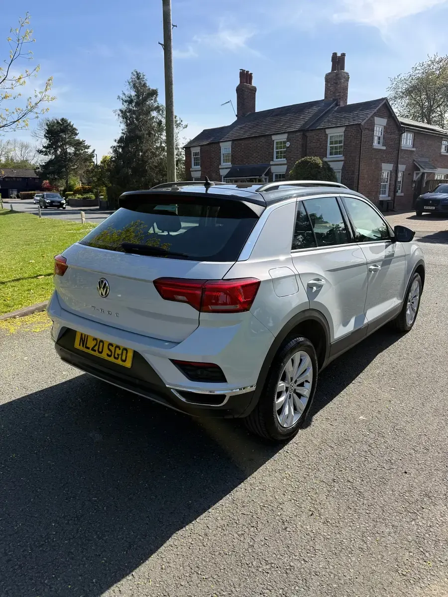Used VW T-Roc SE 150 HP (110 kW) 2020 Silver SUV