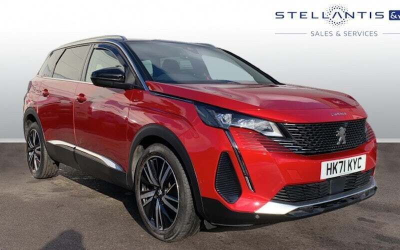 Used 2022 Peugeot 5008 Premium MPV | £19,451 (Good price) - Image 1/4