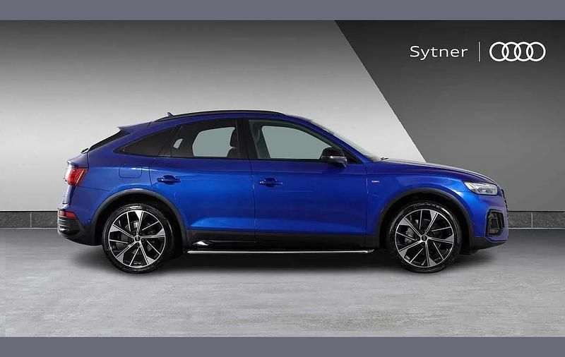 Used Audi Q5 Sportback Advanced 201 HP (147 kW) 2023 Blue SUV