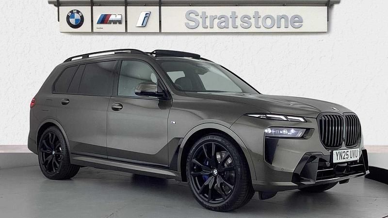 Green New 2025 BMW X7 M Sport SUV | £88,490 (A bit pricey) - Image 1/4
