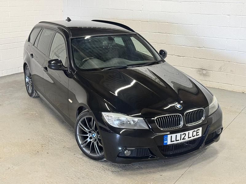 Begagnad BMW 320 Sport Line 2012 Svart Kombi