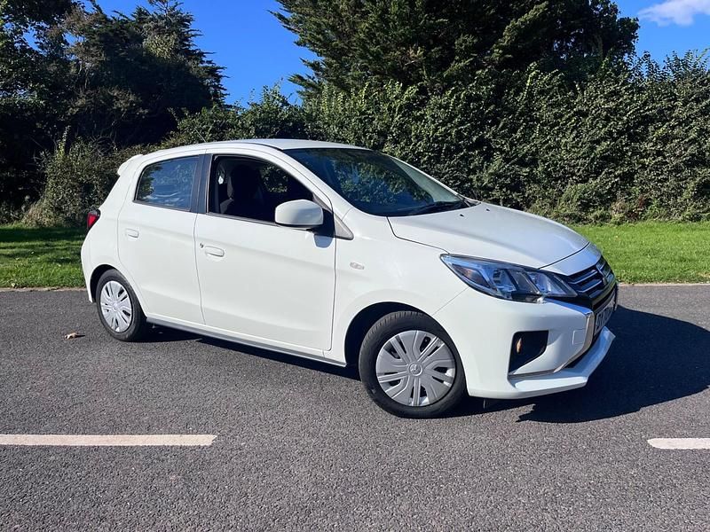 Used Mitsubishi Mirage 79 HP (58 kW) 2020 White Hatchback