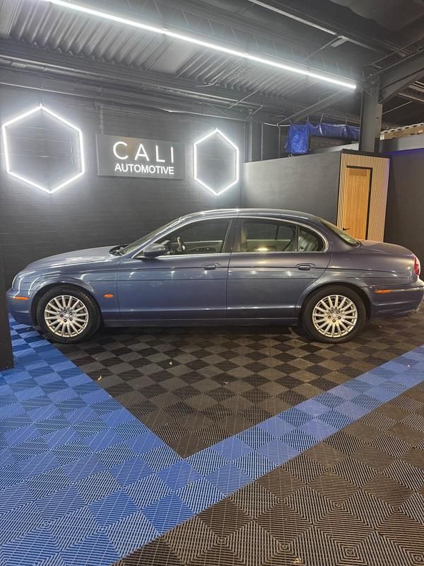 Used Jaguar S-Type SE 238 HP (175 kW) 2004 Blue Sedan