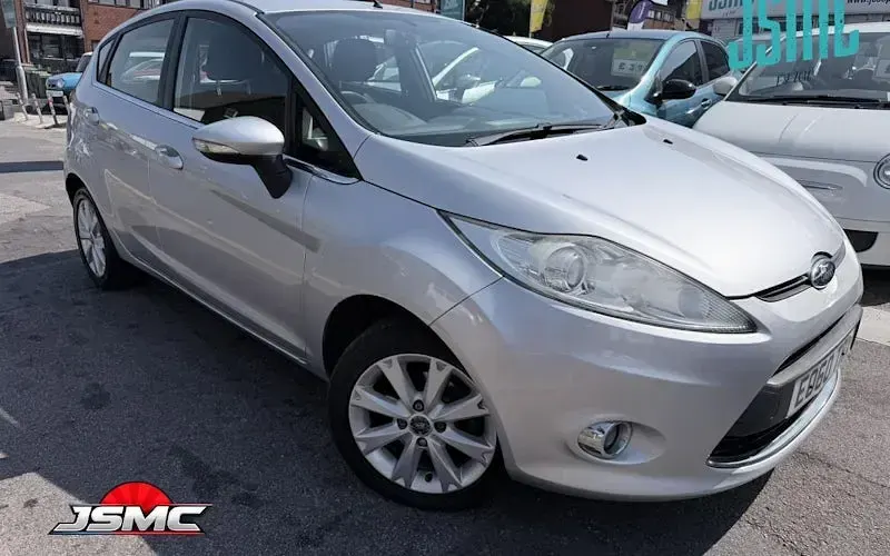 Used Ford Fiesta Zetec 82 HP (60 kW) 2010 Hatchback