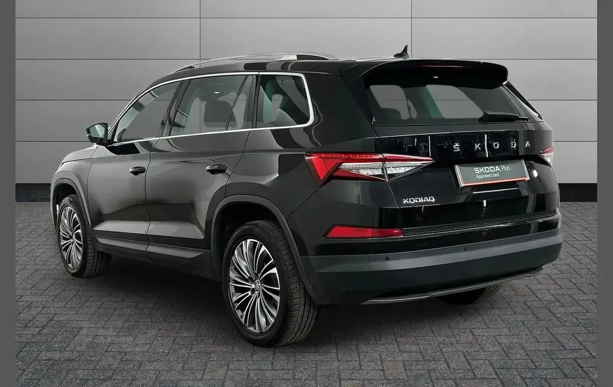 Used Skoda Kodiaq SE L Executive 150 HP (110 kW) 2023 Black magic pearl effect SUV