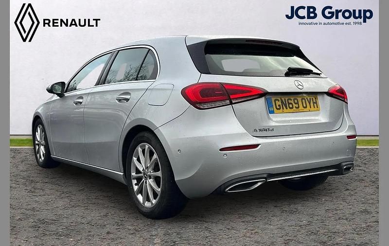 Used Mercedes A180 Executive 113 HP (83 kW) 2019 Silver Hatchback