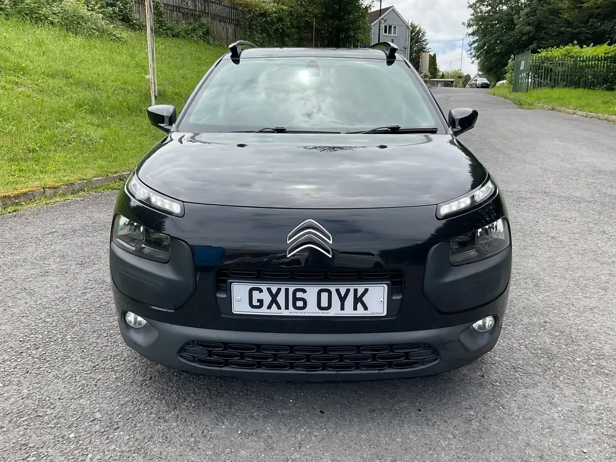 Used Citroën C4 Cactus Flair 2016 Black Hatchback