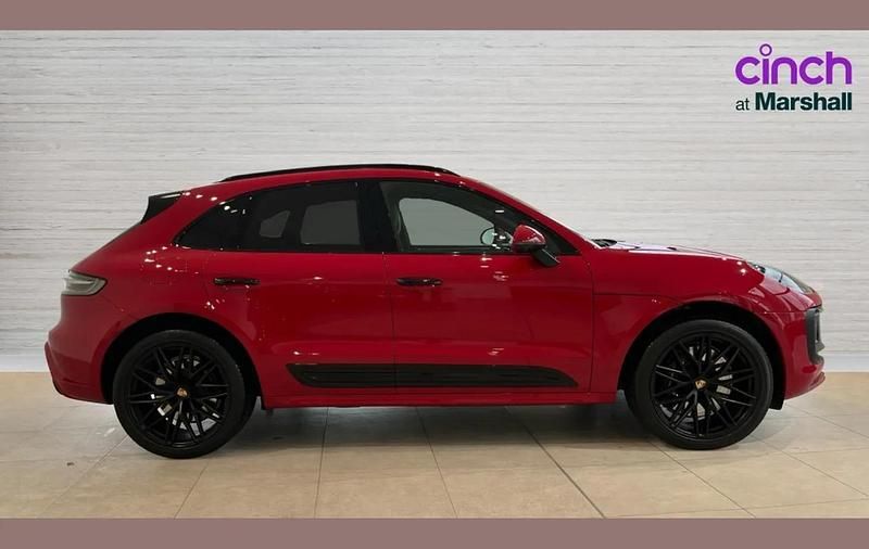 Used Porsche Macan GTS 434 HP (319 kW) 2024 Red SUV