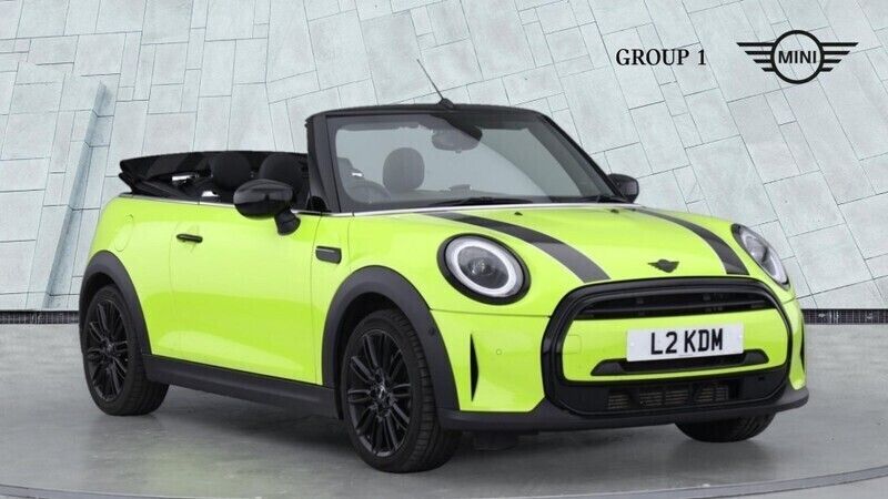 Yellow Used 2022 Mini Cooper Exclusive Hatchback | £20,995 (Expensive) - Image 1/4