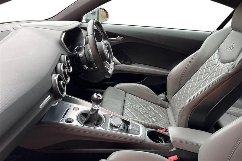 Used Audi TTS Design 310 HP (228 kW) 2015 Customised paint Coupe