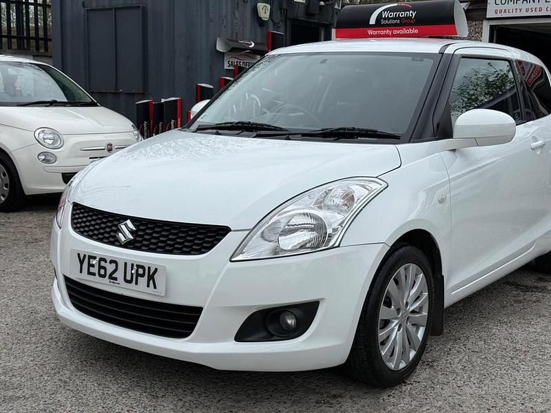 Używany Suzuki Swift SZ3 94 KM (69 kW) 2012 Biały Hatchback