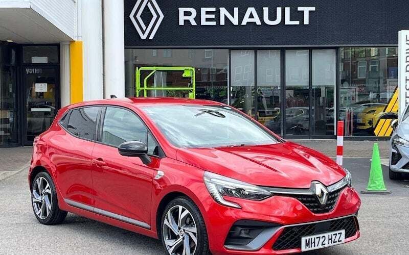 Red Used 2022 Renault Clio V RS Line Hatchback | £15,005 (Fair price) - Image 1/4