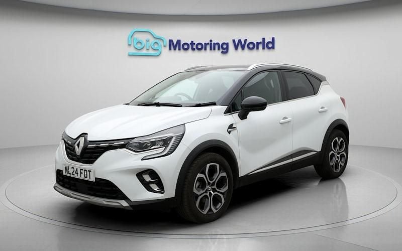 Used Renault Captur Techno 143 HP (105 kW) 2024 White/black SUV