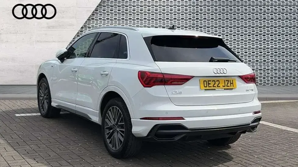 Used Audi Q3 S-Line 150 HP (110 kW) 2022 White SUV