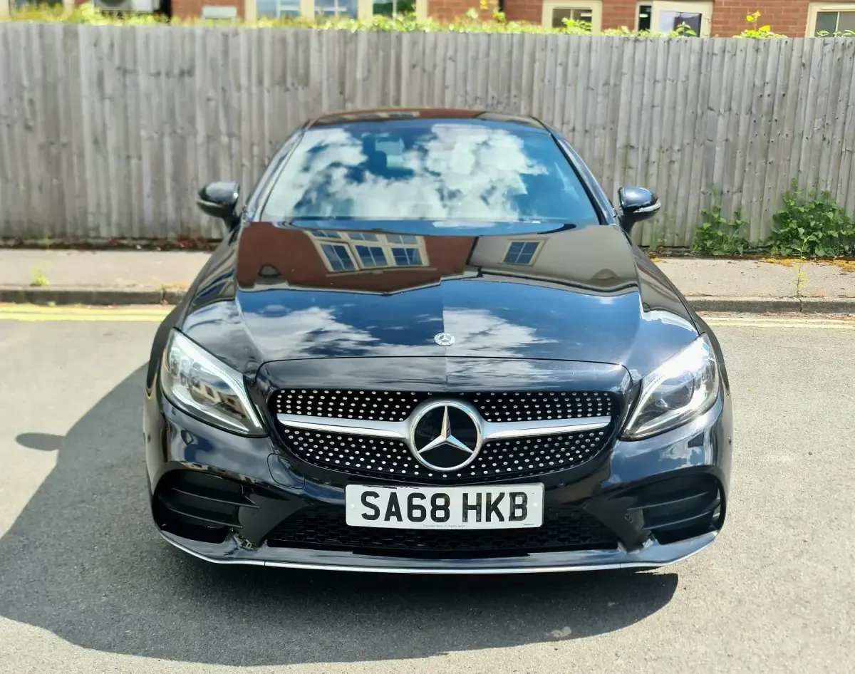 Begagnad Mercedes C220 AMG line 2018 Svart Sportkupé