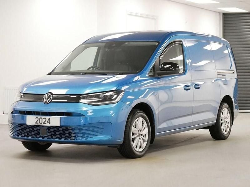 Used VW Caddy Maxi Pro 122 HP (89 kW) 2024 Blue MPV