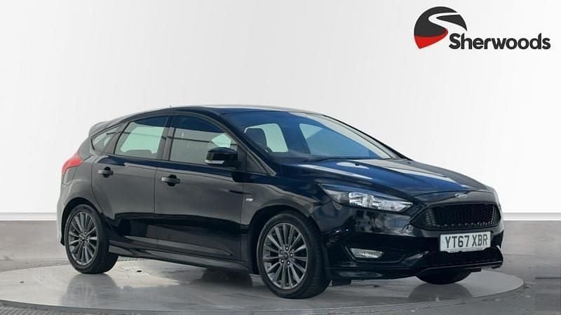 Black Used 2017 Ford Focus ST-Line Hatchback | £8,346 (Fair price) - Image 1/4