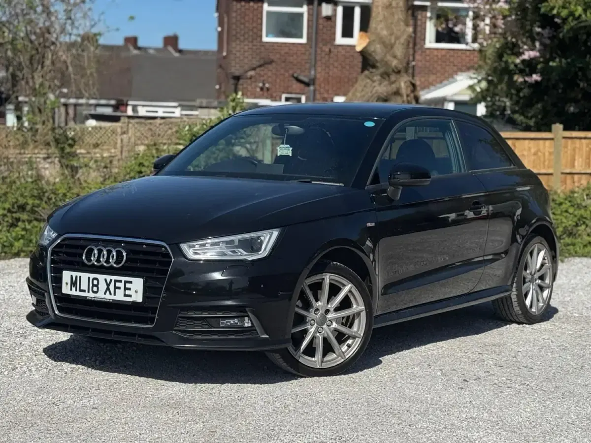 Usado Audi A1 S-Line 125 HP (91 kW) 2018 Preto Citadino