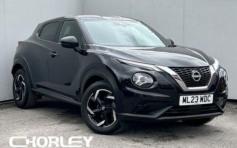 Black Used 2023 Nissan Juke N-Connecta SUV | £14,668 (Fair price) - Image 1/4