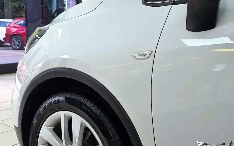 Used Vauxhall Mokka Design Edition 140 HP (102 kW) 2017 White SUV