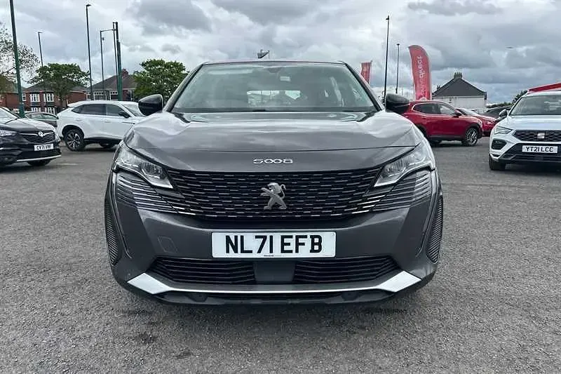 Second-hand Peugeot 5008 Active Premium 130 CP (95 kW) 2022 Gri SUV