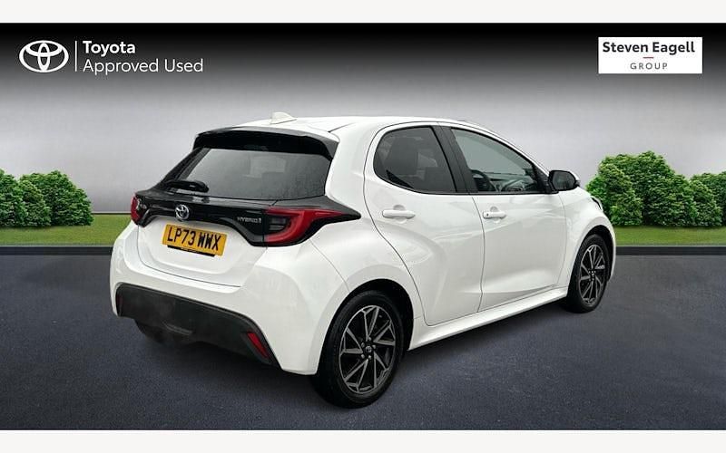 Used Toyota Yaris Hybrid Design 116 HP (85 kW) 2025 Hatchback