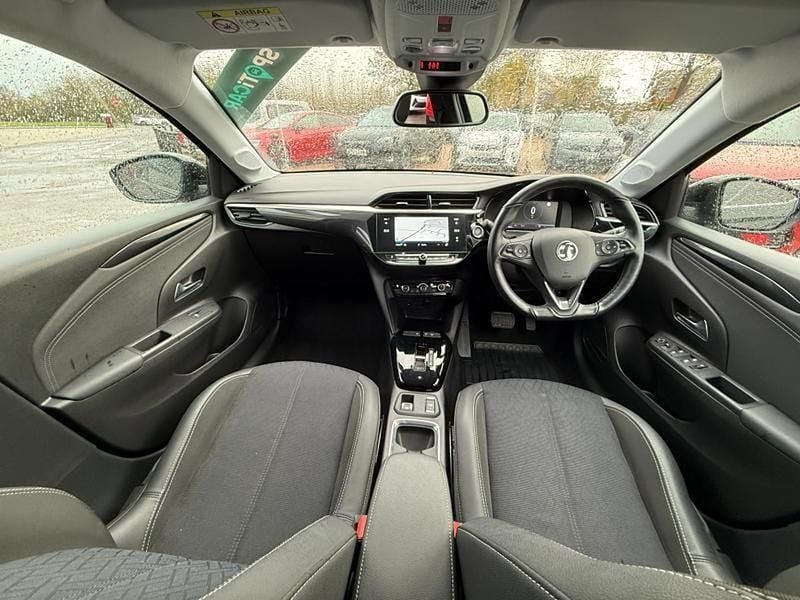 Black Used 2022 Vauxhall Corsa-e Elite Hatchback | £12,490 (Fair price) - Image 1/4