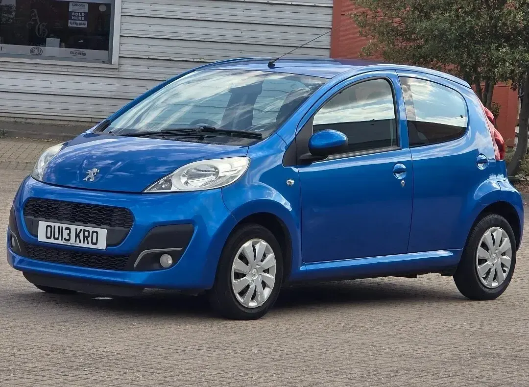 Used Peugeot 107 Active 2013 Blue Hatchback