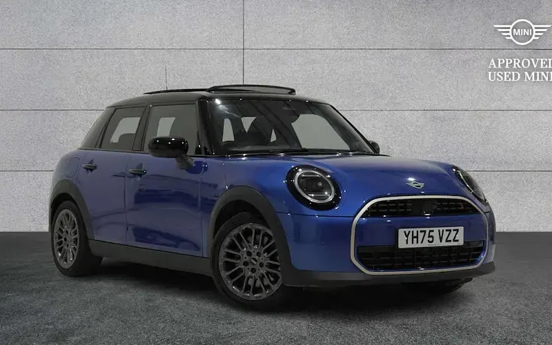 Used Mini Cooper Exclusive 150 kW (204 HP) 2025 Hatchback