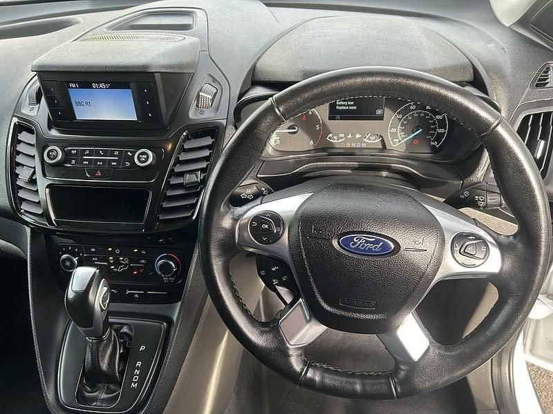 Used Ford Transit Connect Limited 120 HP (88 kW) 2022 White MPV