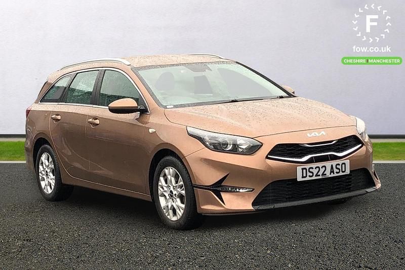 Bronze Used 2022 Kia Ceed Hatchback | £13,299 (Good price) - Image 1/4
