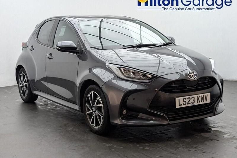 Used 2023 Toyota Yaris Hybrid Design | £16,850 (Good price) - Image 1/1